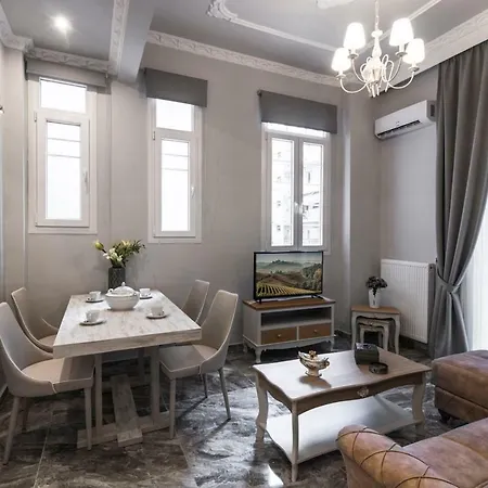 Tsimiski 104 Luxury Suites Apartment *