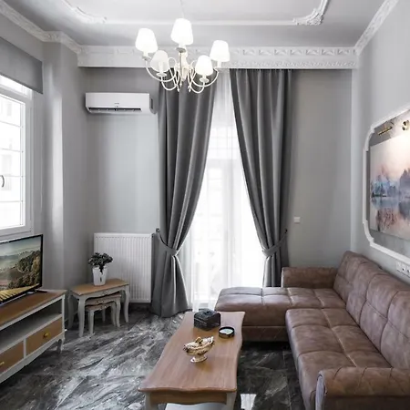 Tsimiski 104 Luxury Suites Apartment Thessaloniki